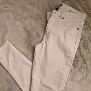 Banana republic size 4 petite white jeans